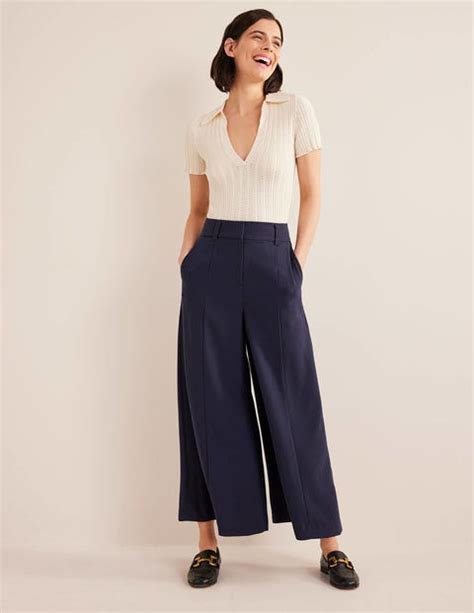 wide leg navy culottes.